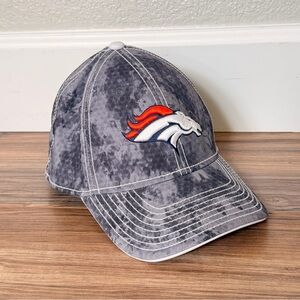 Denver Broncos Reebok NFL Onfield Fitted Cap Gray Digital Camo Hat Size S/M